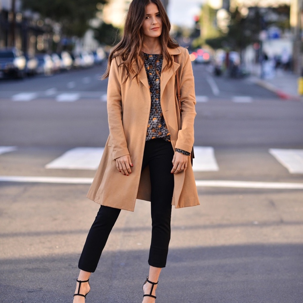 Cabi Casablanca trench coat. Camel ponte trench, xs,  Cabi Love Carol collection